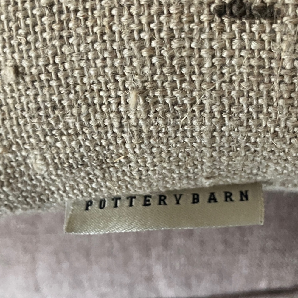 Pottery Barn Nest Burlap Pillow Excellent Condition! - Picture 4 of 5